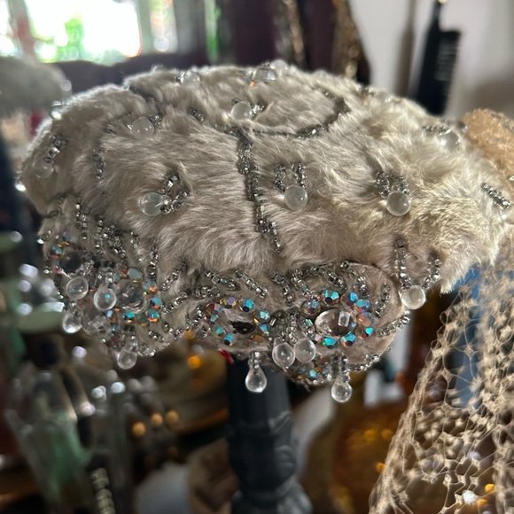 Vintage Winter White Embellished Fur Caplet Hat main image 6